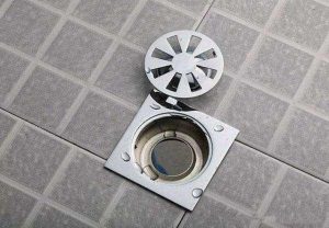 How to change the toilet floor drain installation precautions