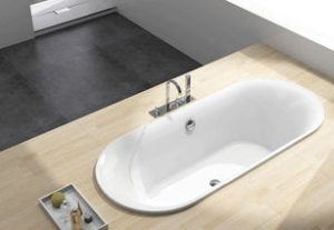 Installation method for recessed bathtub