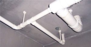 What are the precautions for toilet water pipe installation