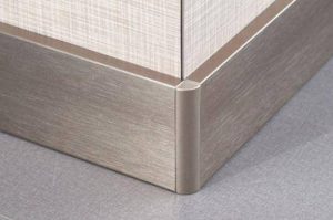 How to choose the skirting to decorate the house? What are the considerations