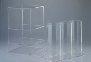 What is plexiglass and the characteristics of plexiglass