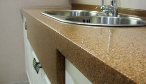 There are many kinds of countertop materials, artificial stone and quartz stone countertops have their own advantages