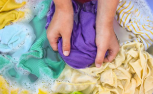 Can baby clothes fade color to wear? Baby clothes faded how to do