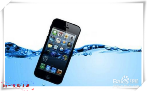 The phone fell into the water wrong rescue practices phone accidentally fell into the water with a trick