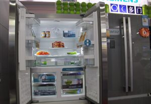 What are the advantages and disadvantages of air – cooled refrigerators