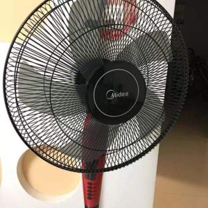 Good three-blade electric fan or five-blade electric fan