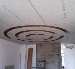 Curved ceiling so installed 50 years without cracking, carpenter’s work too good!