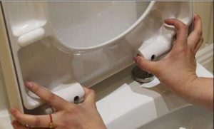 How to install the new style toilet cover