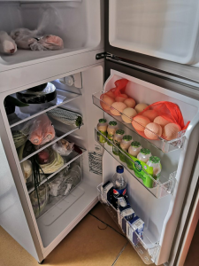 The refrigerator is a big power consumer in the home of the refrigerator energy saving trick