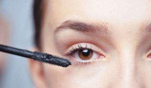 What to do about mascara staining (Mascara is waterproof or anti-staining)