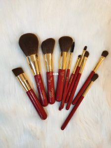 How much is the Heshi Juezhi Palace Beauty Brush?