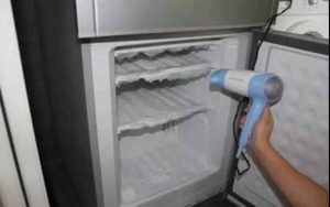 How to deice the refrigerator freezer? How to wash the refrigerator