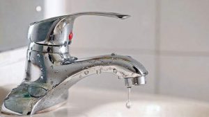 The faucet is closed and dripping how to repair