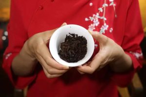 Reveal the magic of tea leaves in life