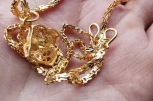 Identify the gold jewelry true and false tips Gold jewelry as usual how to recuperate